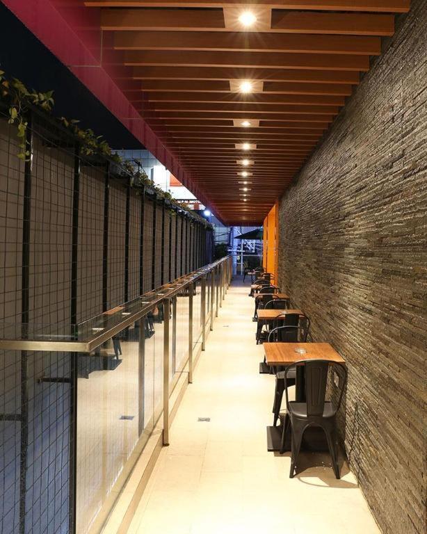 Grand Citihub Hotel @Kajoetangan Malang Exterior foto