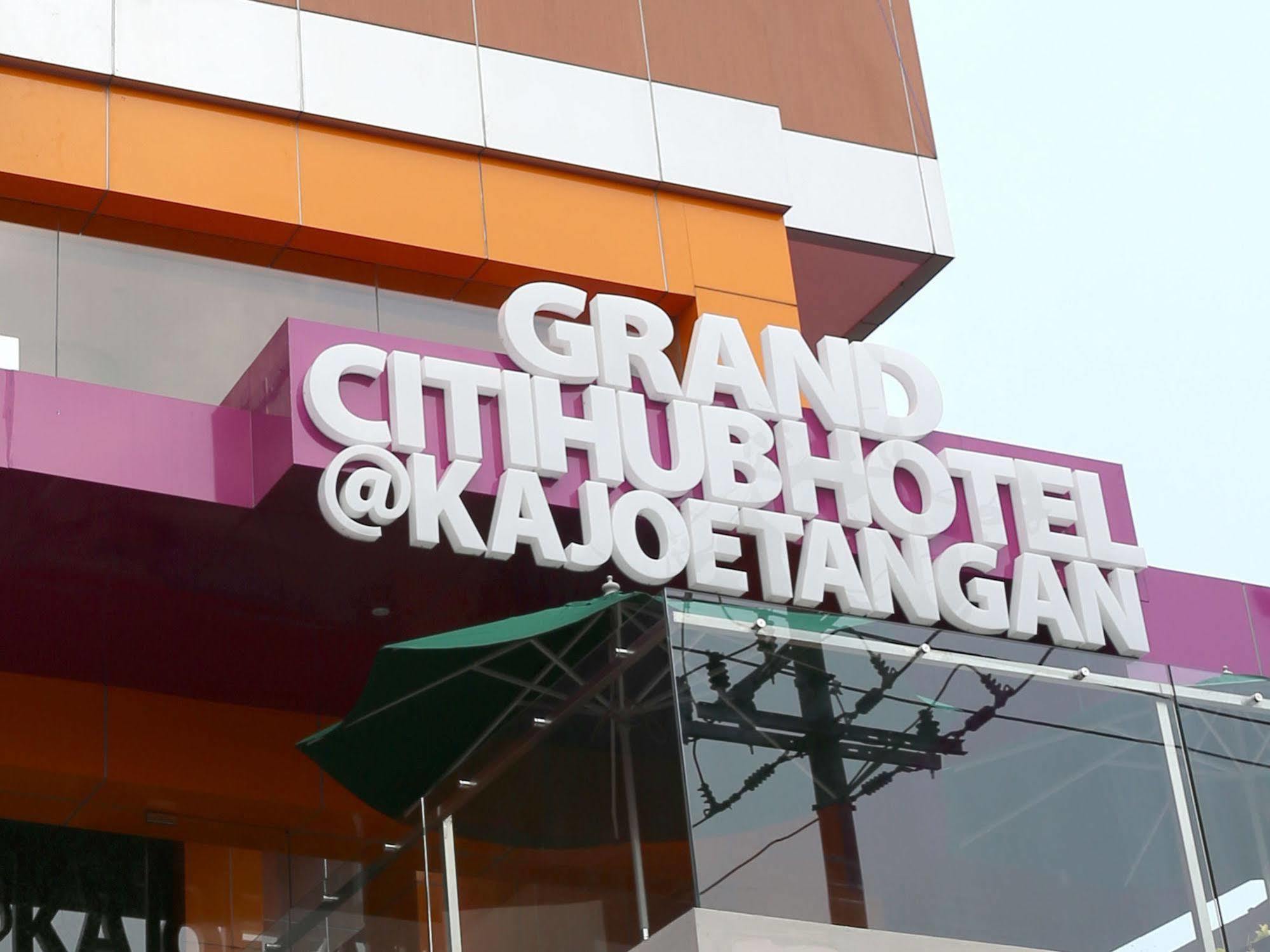 Grand Citihub Hotel @Kajoetangan Malang Exterior foto